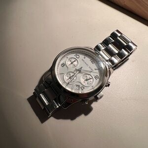 Michael Kors MK5076 Women's Chronograph Bracelet Watch